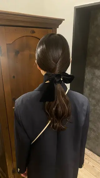 ロング ヘアアレンジ 透明感カラー 🦙なりたりみのヘアスタイル