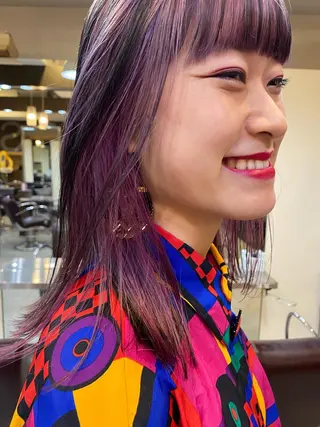 ミディアム カラー パーマ ヘアアレンジ メンズ キッズ ネイル mana 暖色カラーカットのヘアスタイル