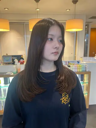 ロング 宮本 果凜のヘアスタイル