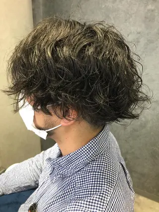 メンズ Noyヨシモト ヒロトのヘアスタイル