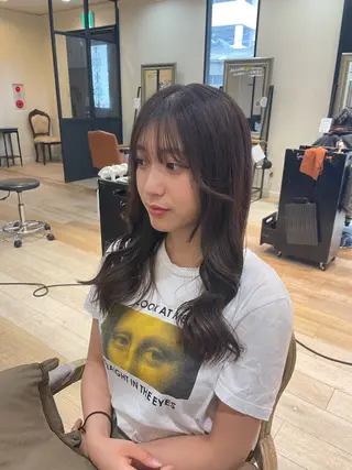 ミディアム カラー Hika.ハイトーン 髪質改善🩵ᩚ🫧のヘアスタイル