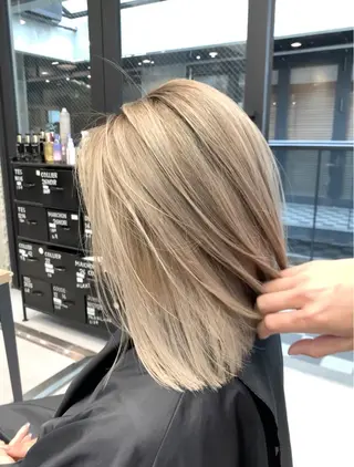 セミロング カラー LUSTRE クロサワのヘアスタイル