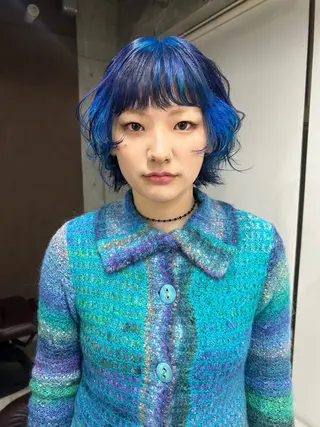 ショート Hiyo 外国人風くせ毛パーマのヘアスタイル