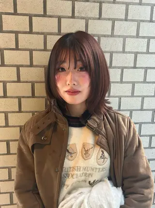 ミディアム FERIA梅田 hana💫レイヤーのヘアスタイル