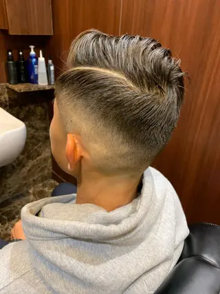 ショート パーマ メンズ 羽木 隆徒のヘアスタイル