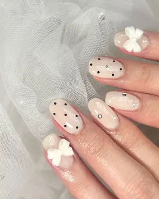 ネイル émure. パラジェル認定サロンのネイルデザイン
