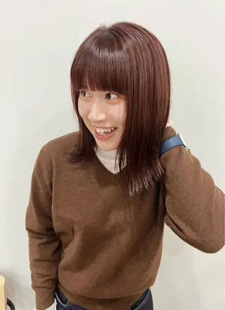 ミディアム 似合わせ/顔周り / レイヤーのヘアスタイル