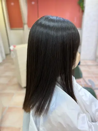 セミロング パーマ 甲田 紗郁のヘアスタイル