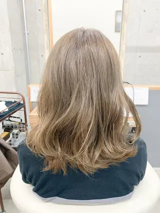 ミディアム パーマ ヘアアレンジ キッズ ネイル マツエク・マツパ 角床直哉 カラーカットNO 1のヘアスタイル