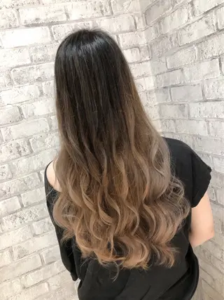 ロング カラー ヘアアレンジ 小林 妃那のヘアスタイル