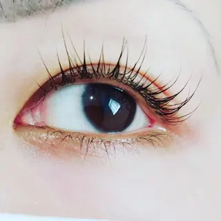 マツエク・マツパ 平田 愛美のヘアスタイル