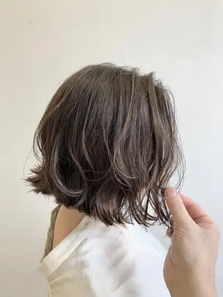 ショート カラー 町田で叶う本物の 髪質改善 鍋谷勇のヘアスタイル