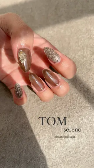 ネイル TOM serenoのネイルデザイン