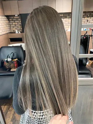 ロング 白井 秀太郎のヘアスタイル
