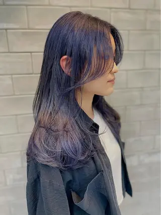 ミディアム カラー ブリーチ😼 ボブ✍️レイヤーのヘアスタイル