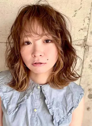 ミディアム カラー 派手髪デザインカラー ヒロカのヘアスタイル