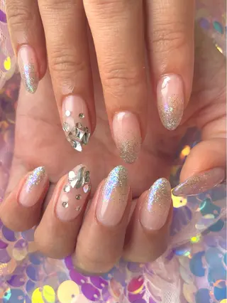 ネイル MADDYNAILS ✴︎柏痛ネイルのネイルデザイン