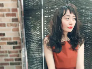 ロング 小林　ローズパープル カット＆カラー美容室のヘアスタイル