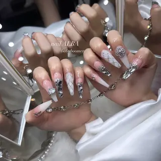 ネイル 加納 莉音のネイルデザイン