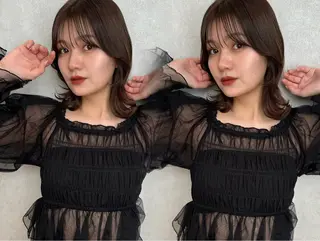 ミディアム カラー レイヤー🤍 ベージュ🤍　聖奈のヘアスタイル