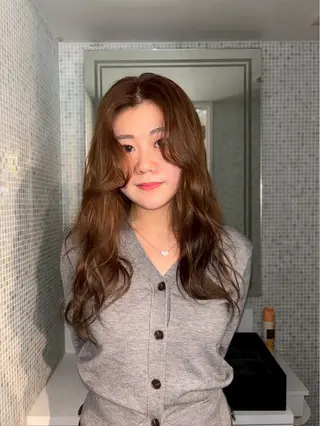 ロング カラー ヘアアレンジ ニュアンスカラー🧶 nanacoのヘアスタイル