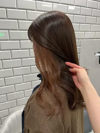 ロング カラー ヘアアレンジ newi赤羽 HINATAのヘアスタイル
