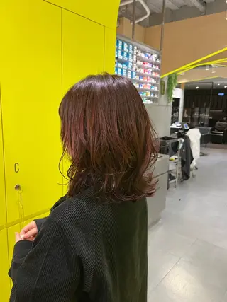 ミディアム カラー ヘアアレンジ 山下 とよかのヘアスタイル