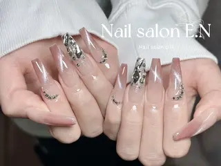 ネイル E.N🦋 長さ出し/持ち込みのネイルデザイン