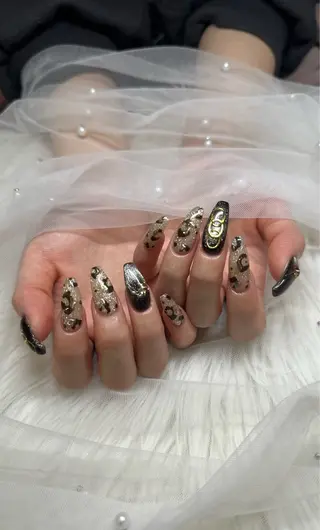 ネイル AOAQUA SHIORIのネイルデザイン