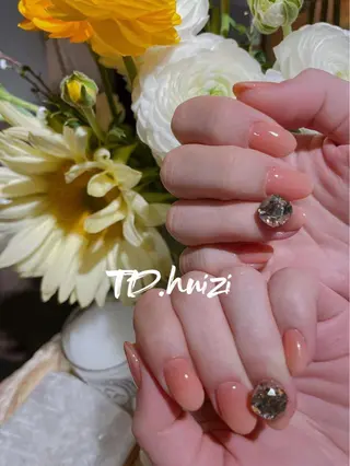 ミディアム めぐみのネイルサロン スタッフ練習のネイルデザイン