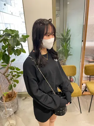 ミディアム カットパーマモデル 山中 遥のヘアスタイル