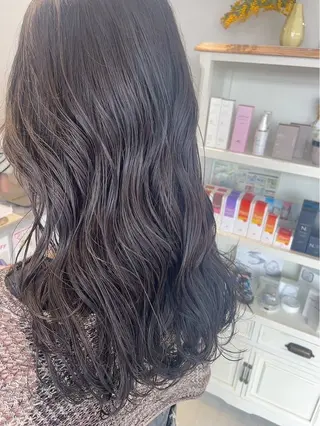 ロング カラー 嶋岡 乃愛のヘアスタイル