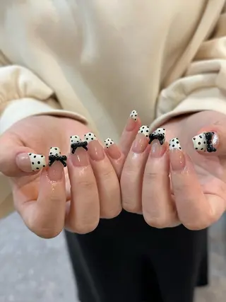 ミディアム Aila Nail HanChanのネイルデザイン