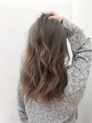 ロング [髪質改善カラー] 佐藤唯花🦋のヘアスタイル