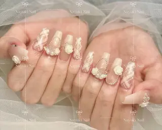 ネイル 🦋 Queenieのネイルデザイン