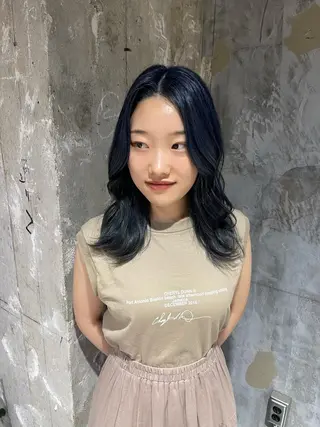 セミロング カラー 阪倉 美玲のヘアスタイル