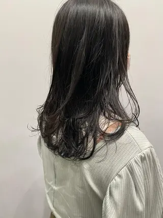 ロング 壁谷  加保理のヘアスタイル