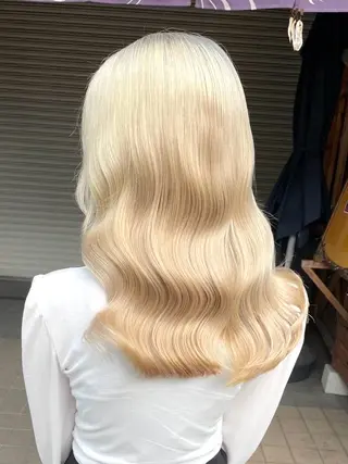 カラー 🦋ハイトーン×ア レンジ💫Leenaのヘアスタイル