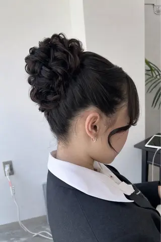 ヘアアレンジ 透明感カラー・ 髪質改善🩵イケダのヘアスタイル