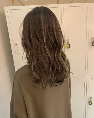 セミロング カラー 艶カラー吉祥寺🌸 KAZUEのヘアスタイル