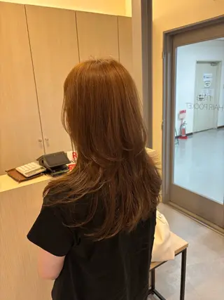 ロング 坂田 汐里のヘアスタイル