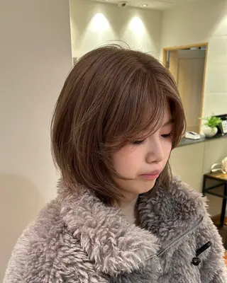 ショート 海奈|透明感カラー |顔まわりカットのヘアスタイル