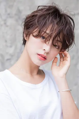 ショート ダブルカラー🤍 髪質改善／原島のヘアスタイル