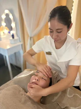 Ekolu Hulu所属・ツヤ肌・美肌サロン (エコル フル)のエステ・リラクイメージ