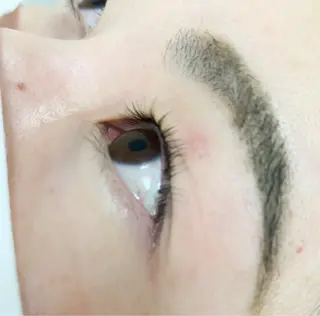 マツエク・マツパ ラルース所属・ラルース ヘアのマツエク・マツパデザイン