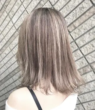 ミディアム カラー 奈良崎 和弘のヘアスタイル