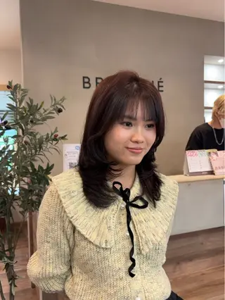 ミディアム 髙木琉菜/レイヤー パーソナルカラーのヘアスタイル