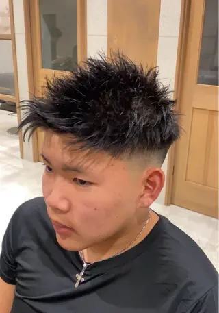 ショート メンズ 👑髪質改善/縮毛矯 正/フェード/森田のヘアスタイル