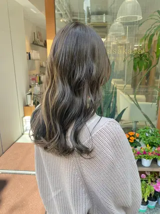 セミロング カラー 安永 涼のヘアスタイル