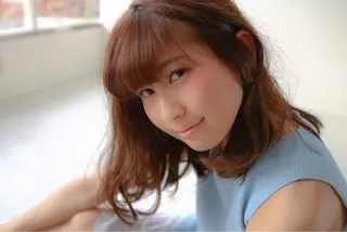 ミディアム カラー 中村 海のヘアスタイル